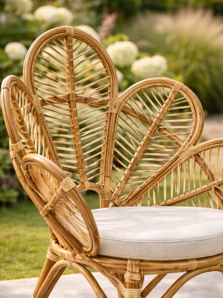 BUTACA FLOWER RATAN NATURAL