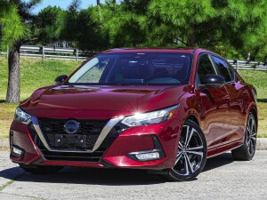 Nissan Sentra SR B18 2.0 CVT| Permuta / Financia Nissan Sentra SR B18 2.0 CVT| Permuta / Financia