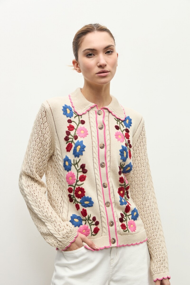 Cardigan bordado floral beige