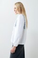 Remera boho con bordados blanco