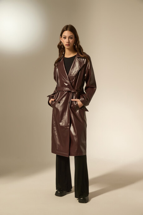 Trinchera Quivara Cereza Oscuro