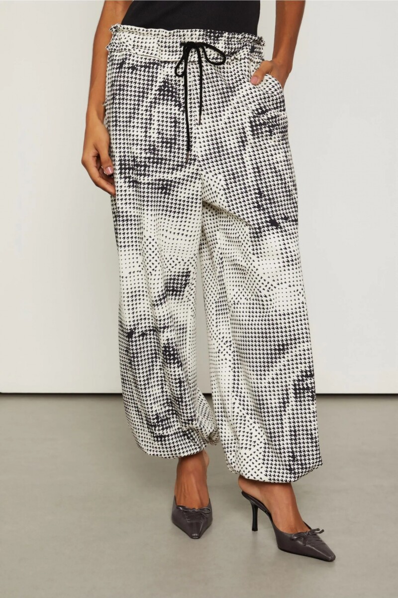 PANTALÓN FLORAL Negro