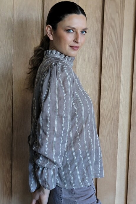 Blusa Copenhague Broderie Tostado