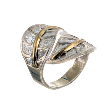 Anillo de plata 925 y double en oro 18 ktes, HOJAS. Anillo de plata 925 y double en oro 18 ktes, HOJAS.