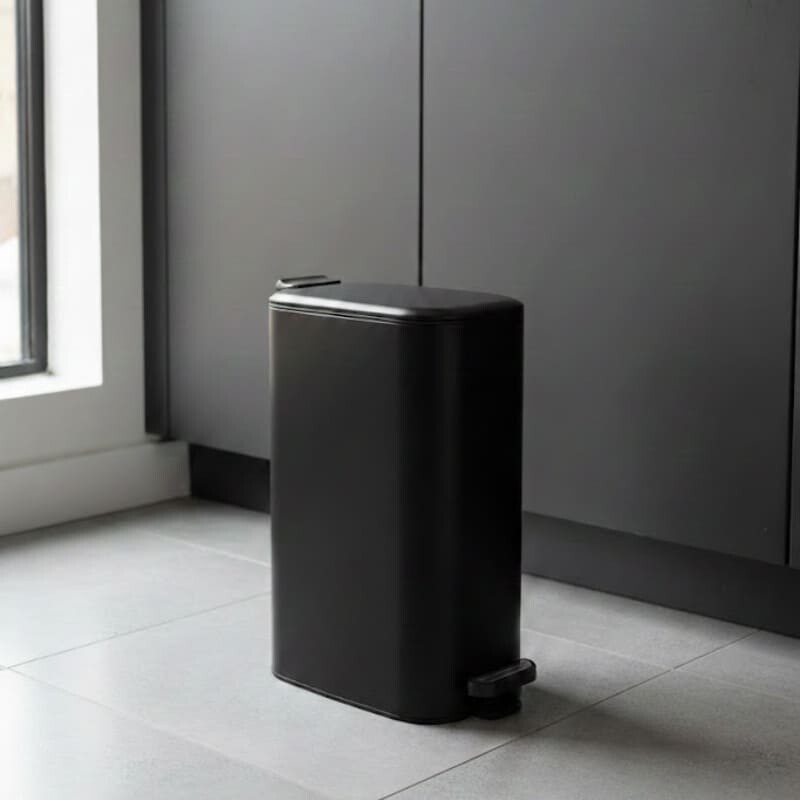 Tacho cesto de basura acero inoxidable 30L Rectangular con tapa a pedal Tacho cesto de basura acero inoxidable 30L Rectangular con tapa a pedal