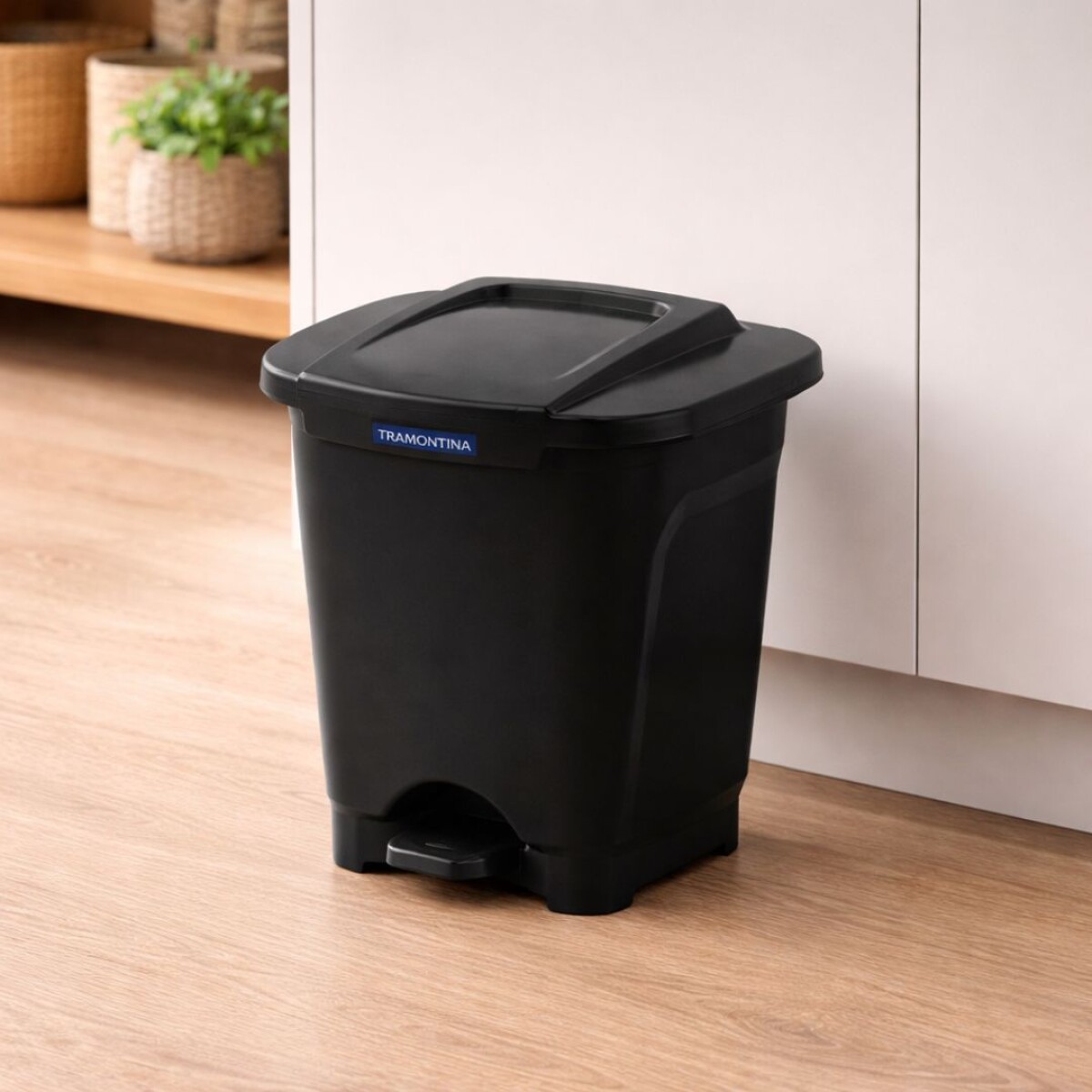 PAPELERA TACHO BASURA TRAMONTINA T-FORCE 15 LITROS NEGRO 