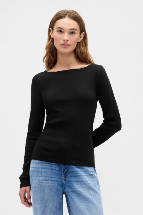 Remera Cuello Bote Mujer True Black
