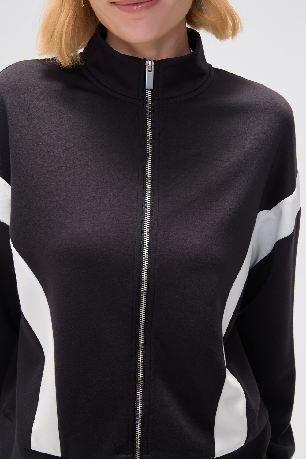 Campera Deportiva Raquelle 612 Estampado 1