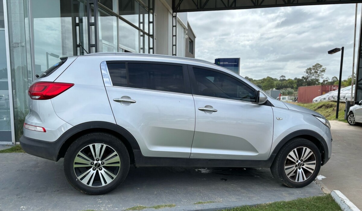 Kia Sportage 2,0 AT - 2014 Kia Sportage 2,0 AT - 2014