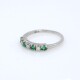 Anillo en oro 18k blanco esmeraldas y brillantes Anillo en oro 18k blanco esmeraldas y brillantes