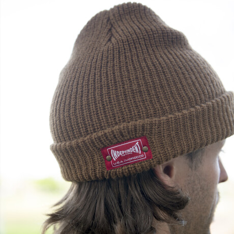 GORRO ETNIES X INDEPENDENT Brown