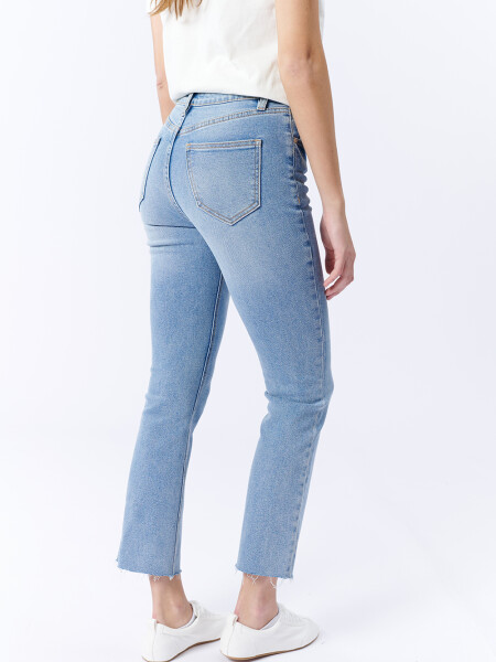 PantalÃ³n Jean Cropped Flare Azul claro