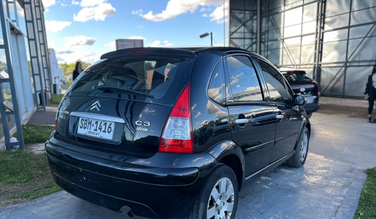 Citroen C3 Pack 1.6 MT 2011 Citroen C3 Pack 1.6 MT 2011