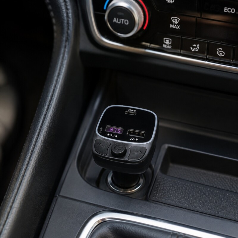 Transmisor FM para auto C47 BT USB MP3 cargador 3.1A Transmisor FM para auto C47 BT USB MP3 cargador 3.1A