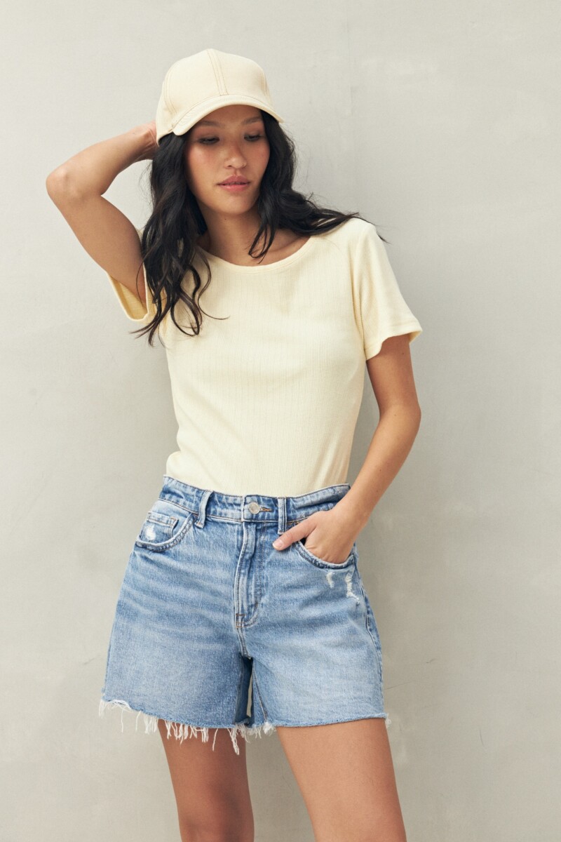 REMERA GORAN - AMARILLO PASTEL 