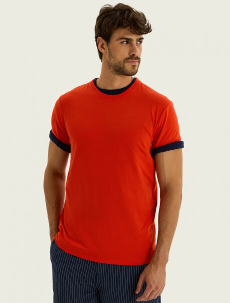 CAMISETA BÁSICA UNISSEX REGULAR WORLD ROJO