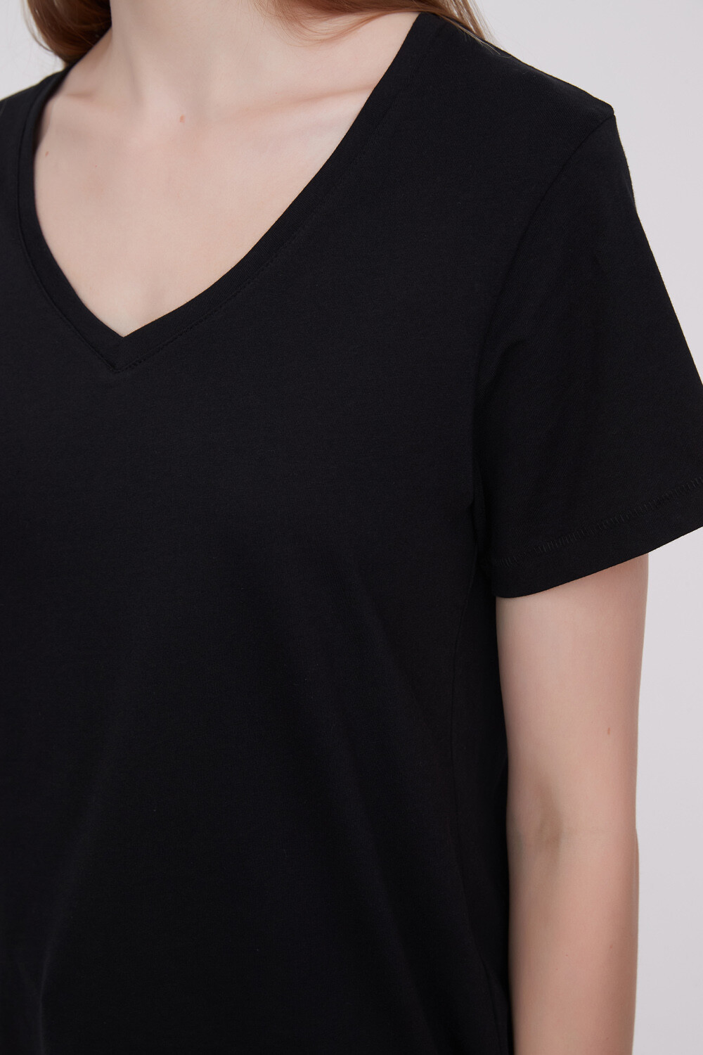 Remera Blumme Negro