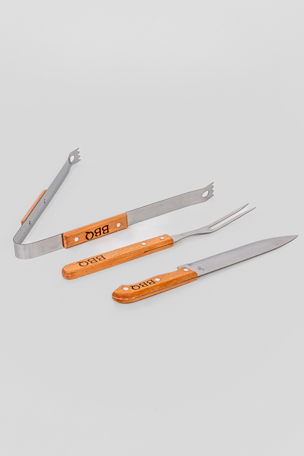 Accesorios Para Parrilla Set De 3 Piezas. Pincho, Pinza Y Cuchil Color Unico