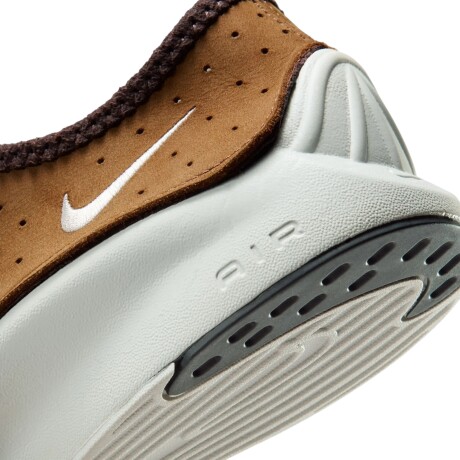 Championes Nike Air Superfly Brown