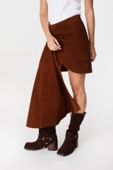 Falda Leather Lazo Marron