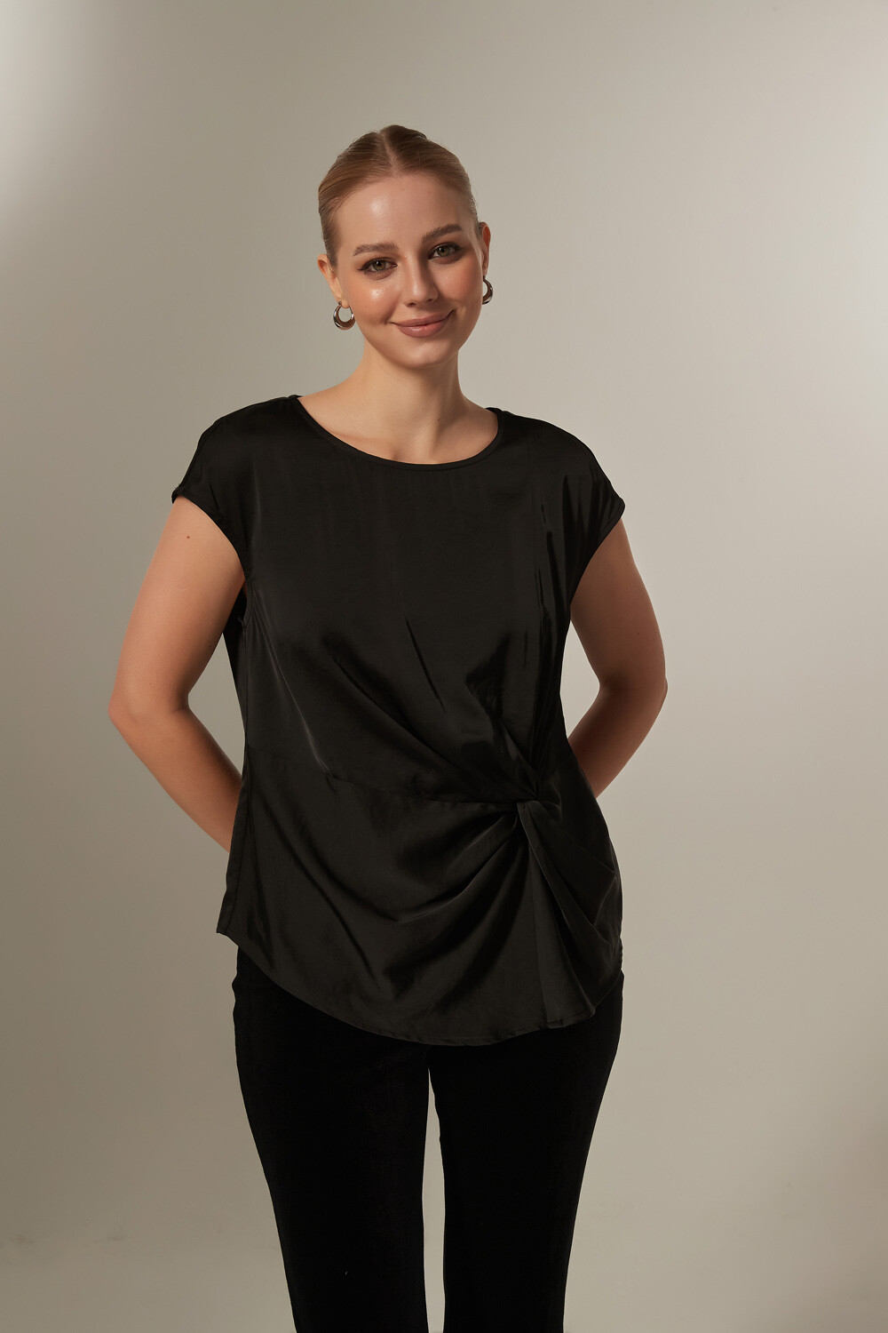 Blusa Aliayah Negro