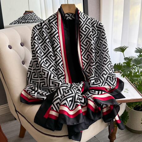 Pañuelo De Seda Grande Modelo 2