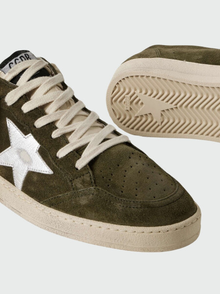Golden Goose-Championes de gamuza acordonados, Ball star Verde