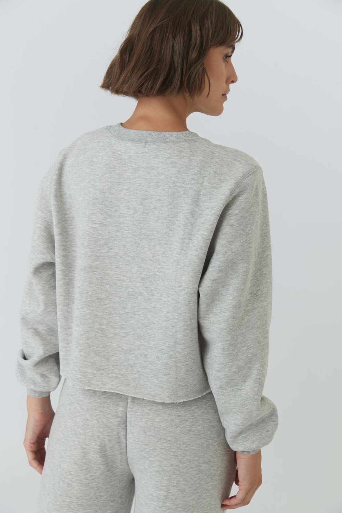 Buzo Laia Gris