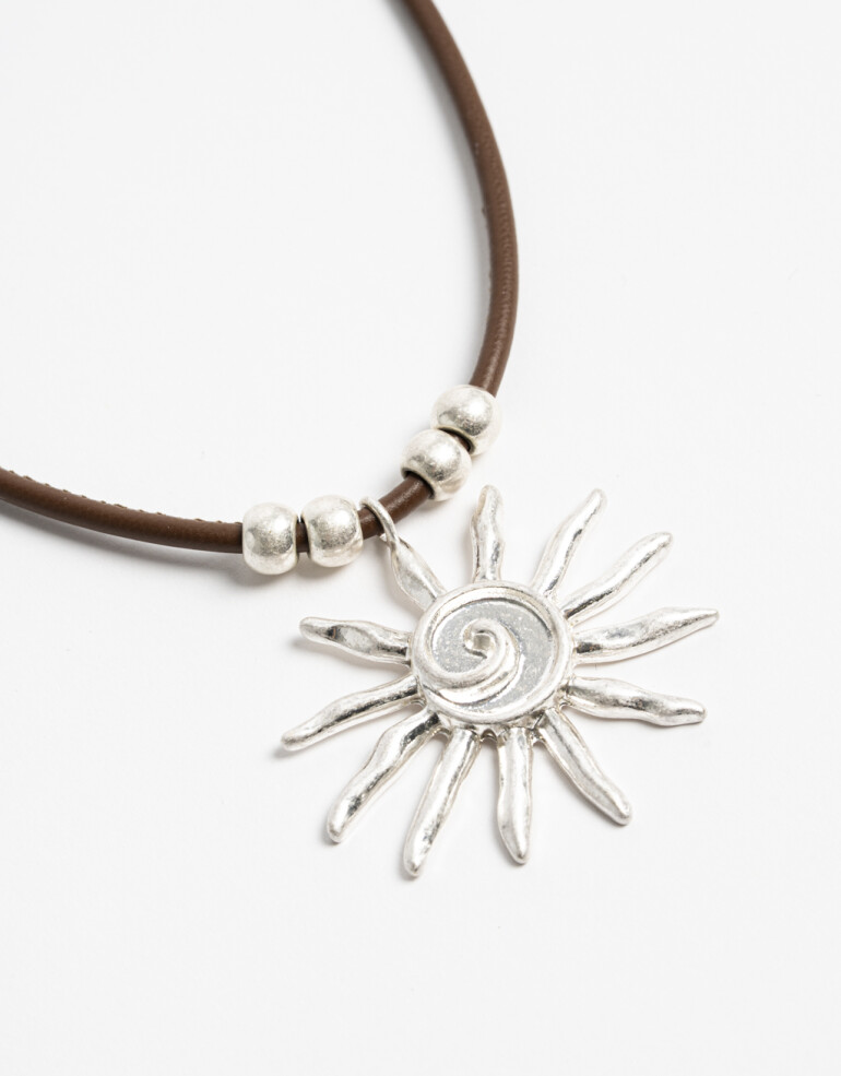 Collares Cortos Metal Collar Corto Sol - Plateado Plata Cepillada Mate