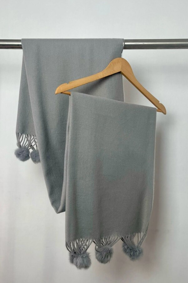 PASHMINA C/POM CONEJO GRIS CL