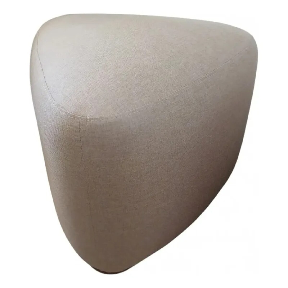 Puff Triangular c/ Base Madera Tela arena 