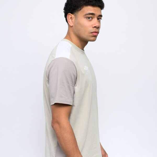 REMERA CUTS Umbro Hombre 0b9