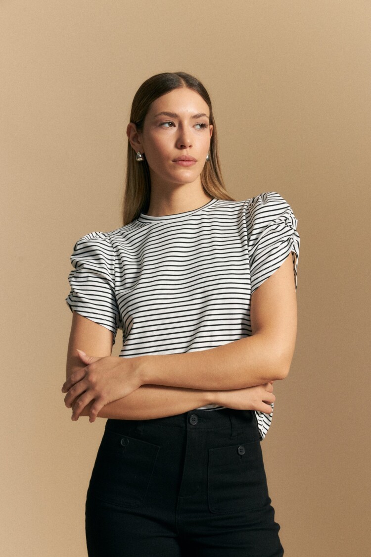 REMERA STRASBOURG Crudo