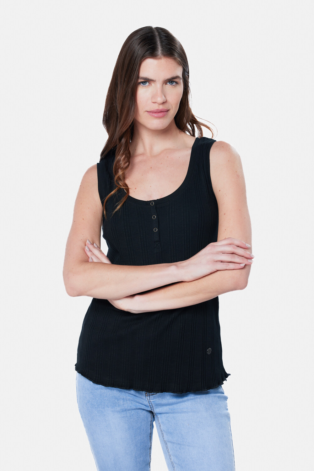 MUSCULOSA RIB CON BOTONES Negro