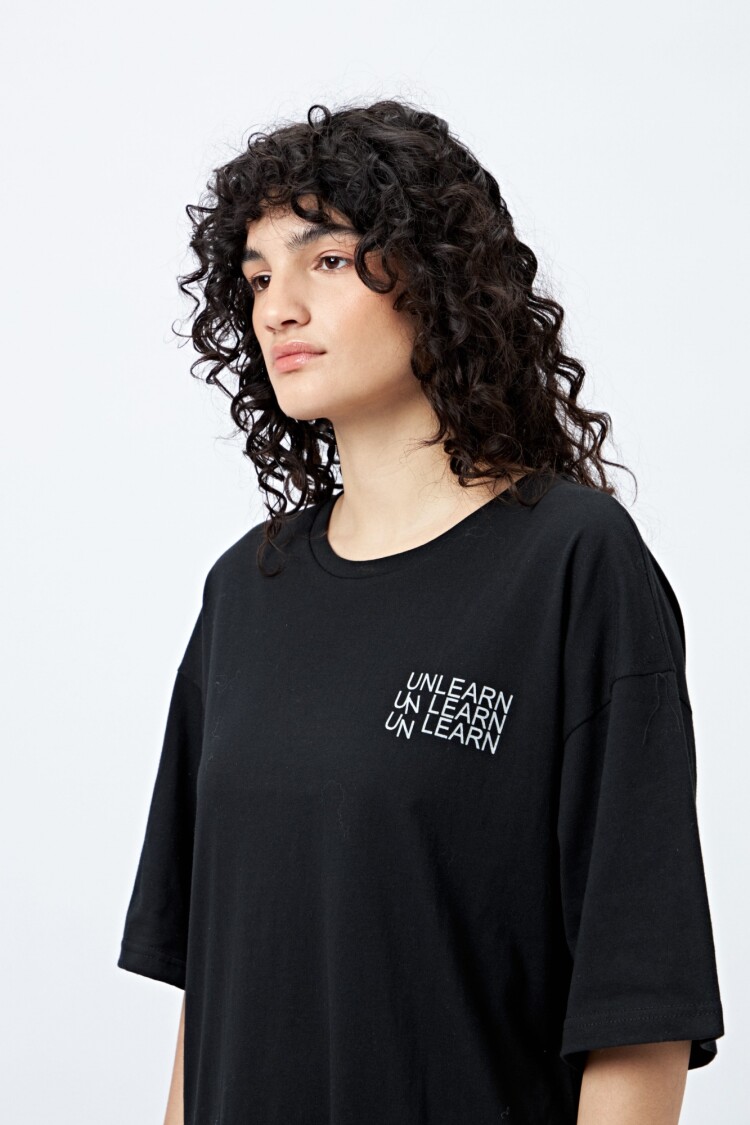 REMERA UNITA Negro
