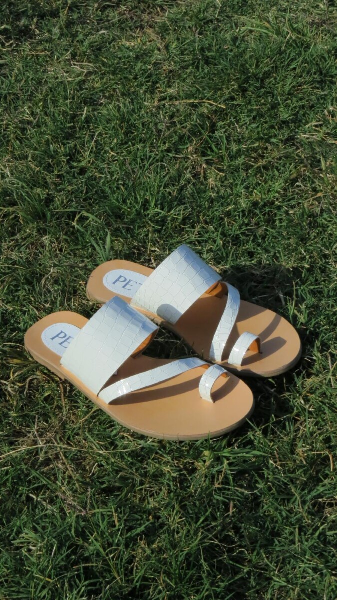 Sandalia Aruba - Crocco Off White 