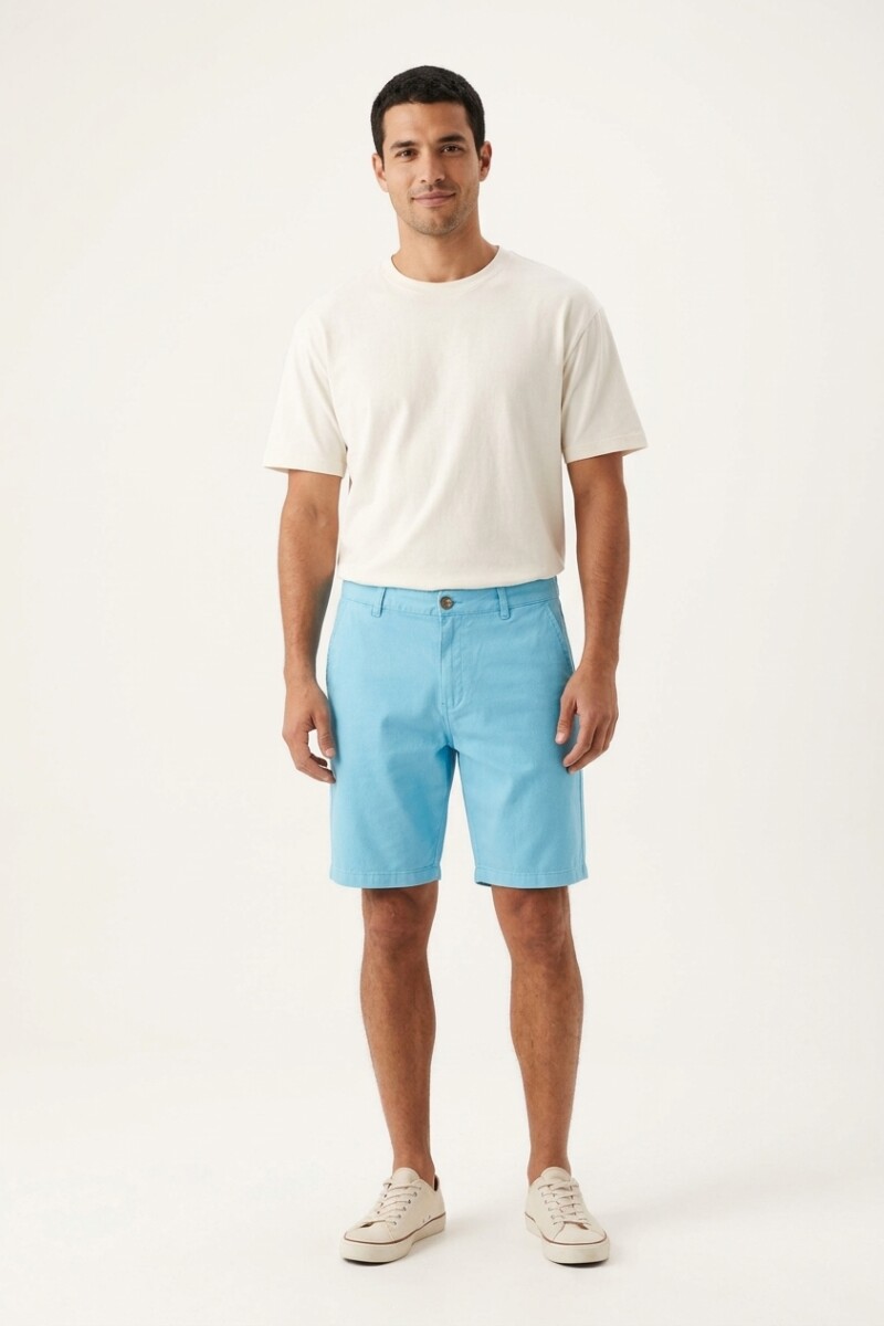 Bermuda con bolsillos AZUL CLARO