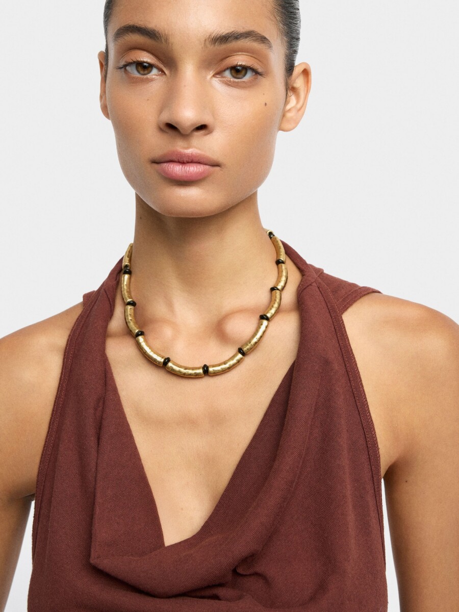 Collar Corto Tubular Segmentado negro