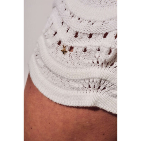 Short Tejido Texturado Nacar