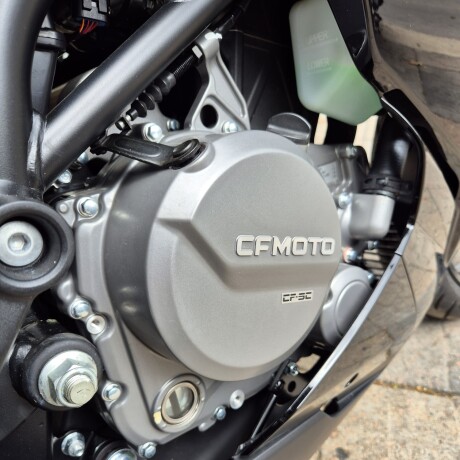 Cfmoto 250SR Negro