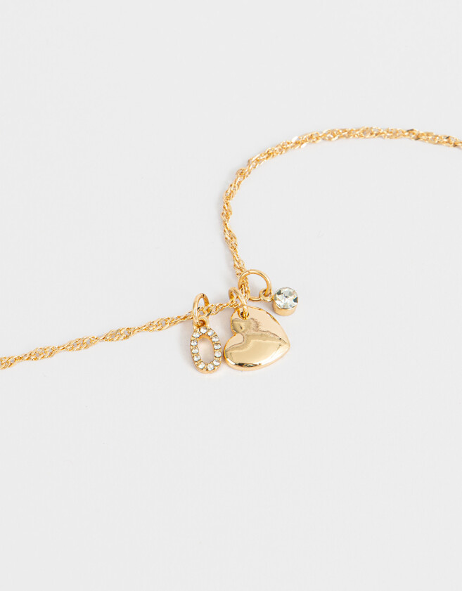 Cadena Corta con Dije De inicial Cadena Corta Con Dije De Inicial "o" - Dorado