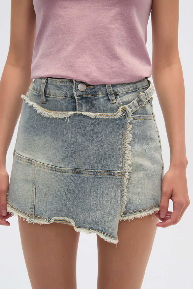 Short Grelo - Celeste 