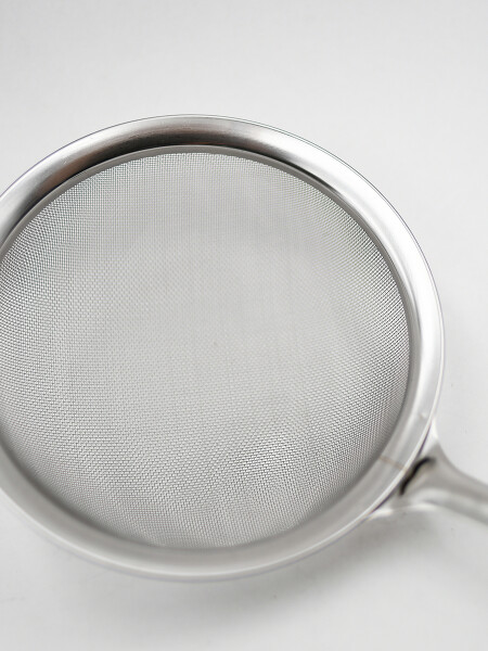 ESPUMADERA MANGO METAL PLATEADO