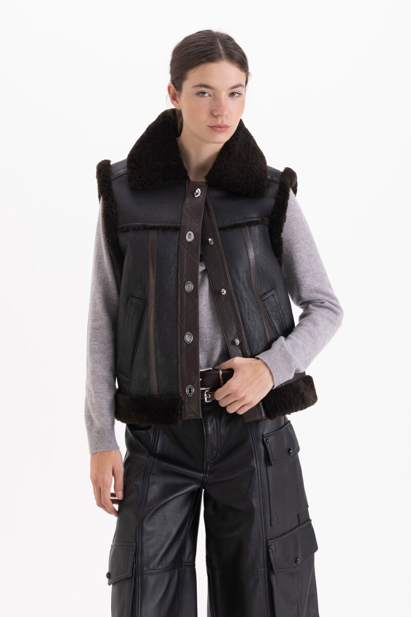 CHALECO STARK Negro