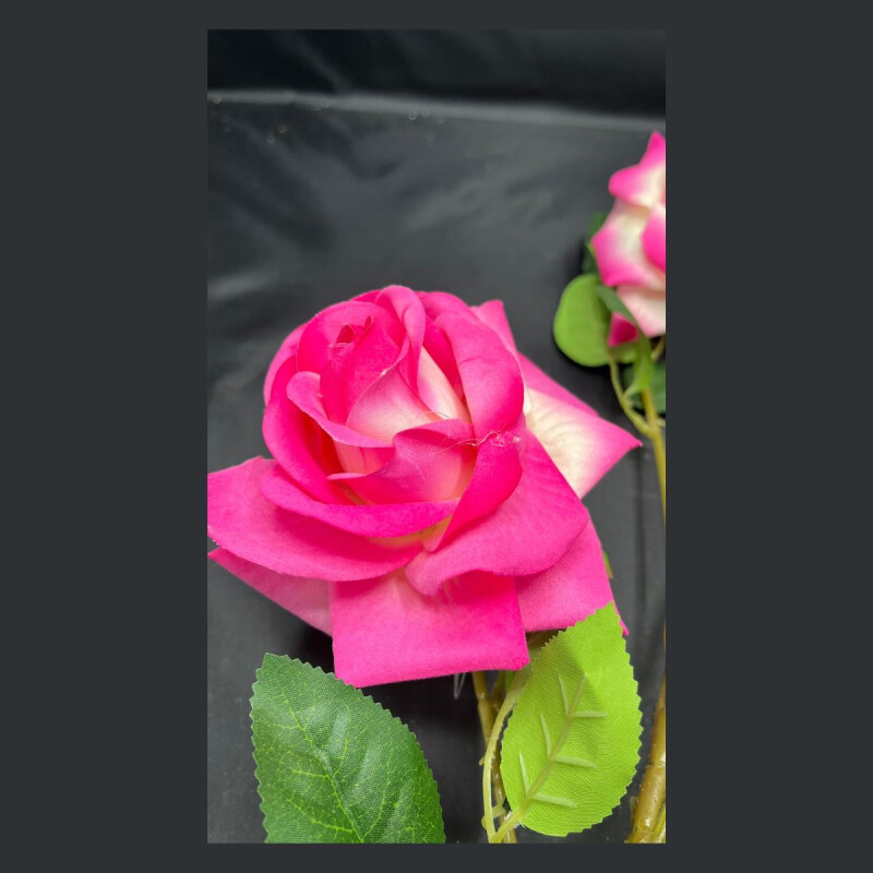 Rama de Rosas Fucsia