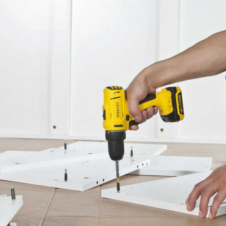 TALADRO ATORNILLADOR LITIO 12V 3/8 SCH121S2K STANLEY ++ N/a