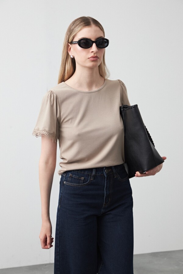 REMERA IWAKI Tostado