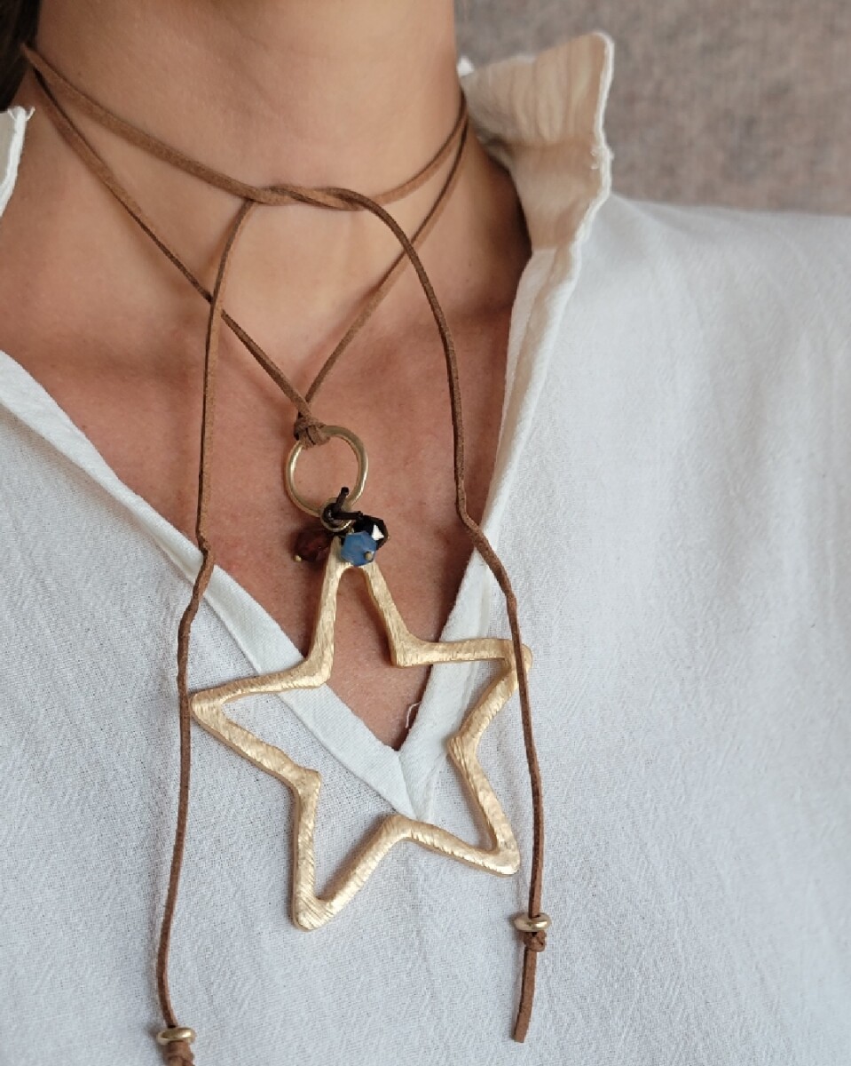 Collar - Estrella dorada 