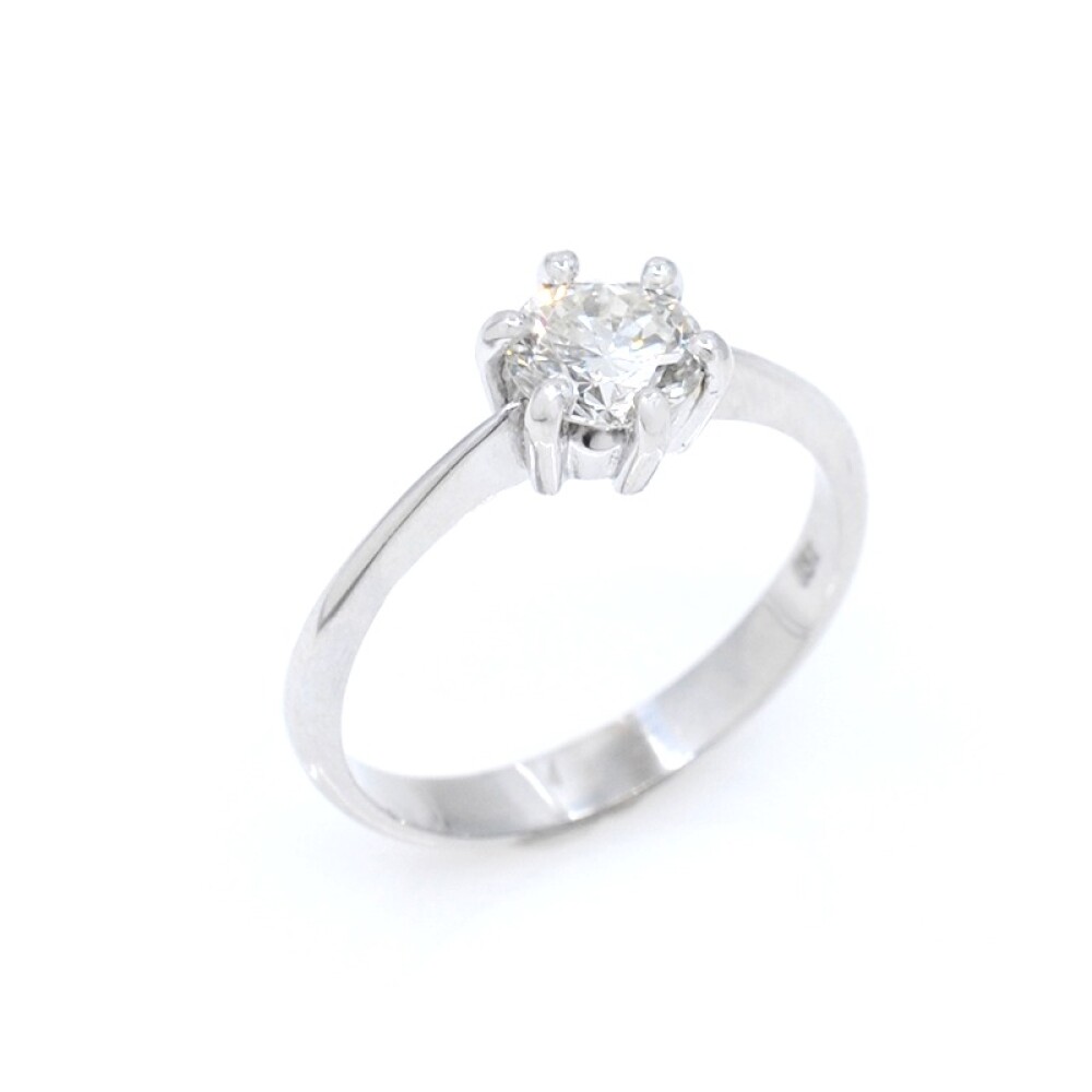 Anillo solitario en oro 18k blanco y brillante central Anillo solitario en oro 18k blanco y brillante central