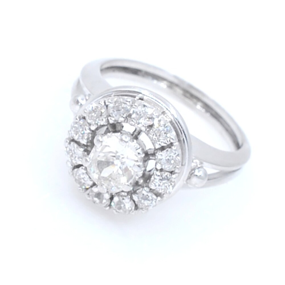 Anillo en oro 18k con brillantes Anillo en oro 18k con brillantes